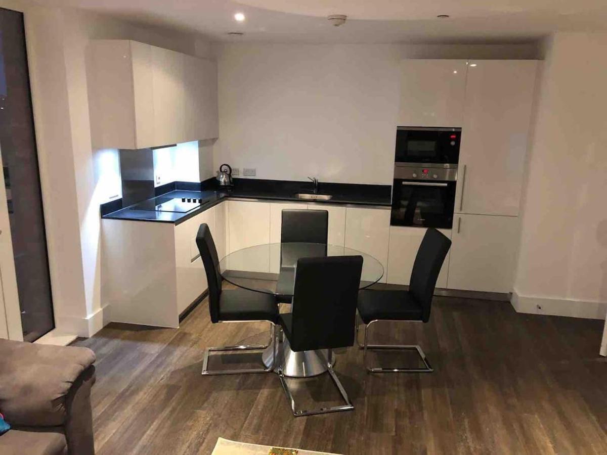 High View Two Bedroom Apartment In Woolwich Londen Buitenkant foto