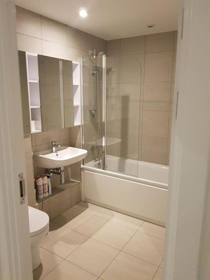 High View Two Bedroom Apartment In Woolwich Londen Buitenkant foto