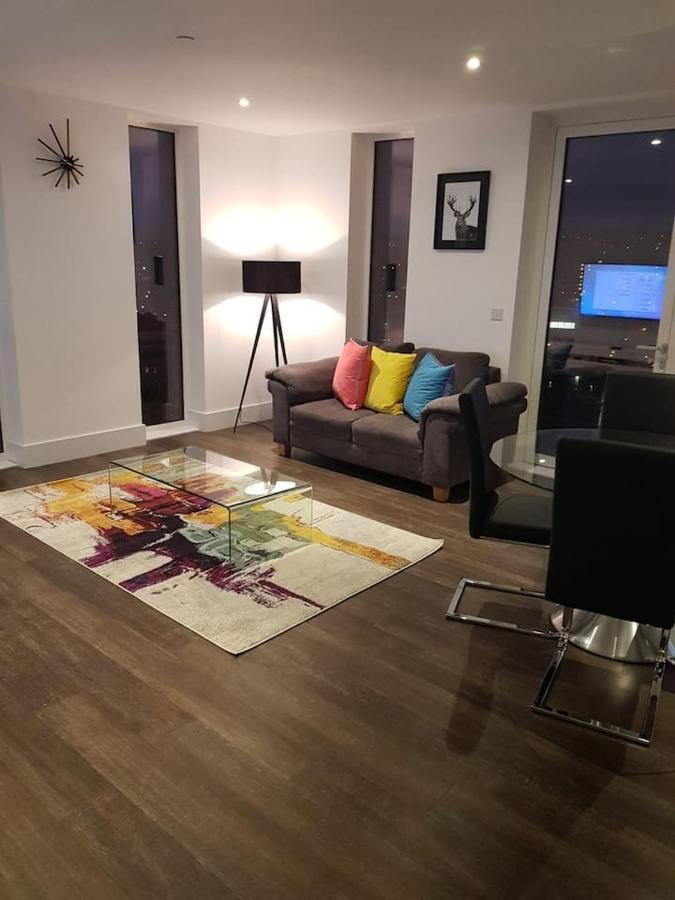 High View Two Bedroom Apartment In Woolwich Londen Buitenkant foto